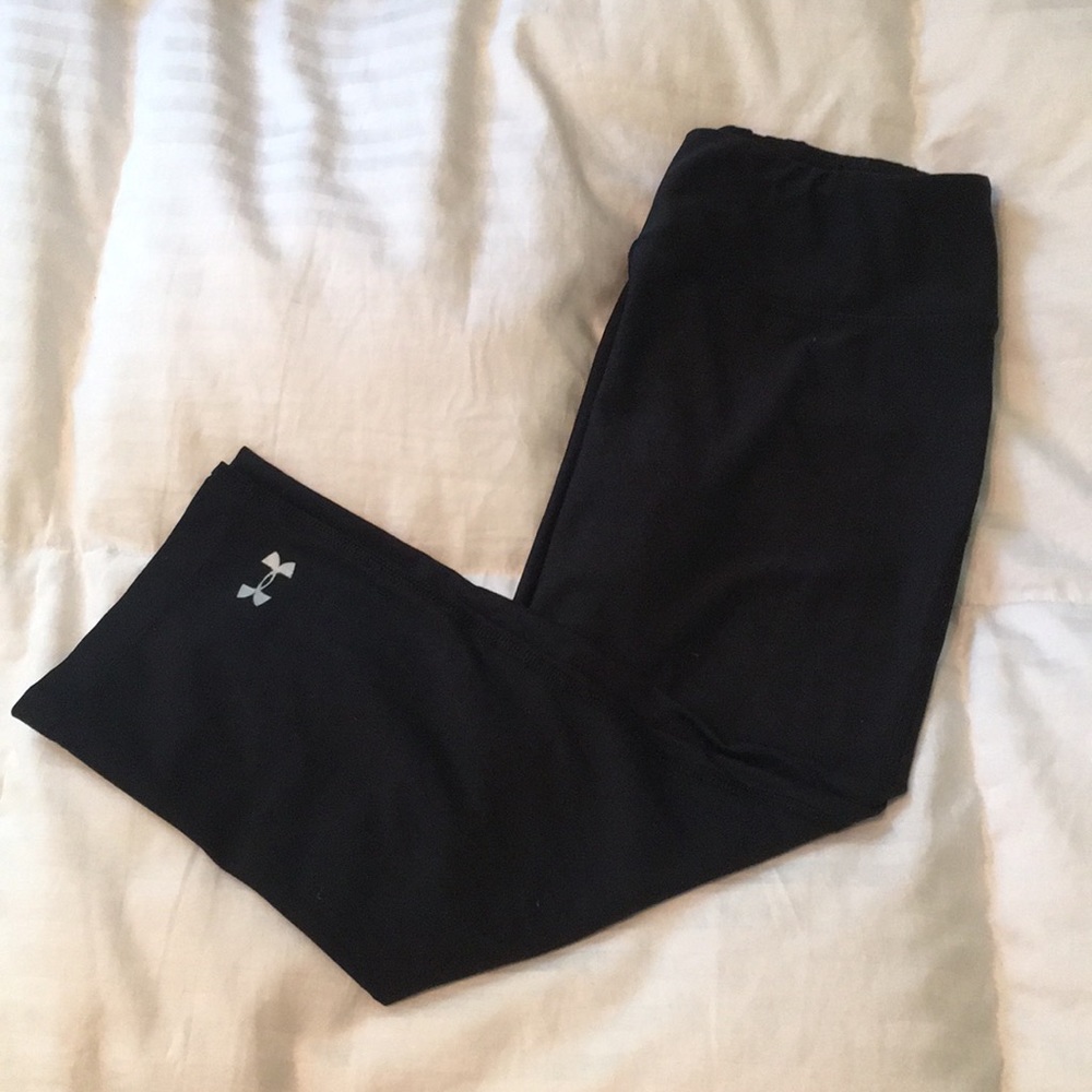 Under Armour cropped leggings!